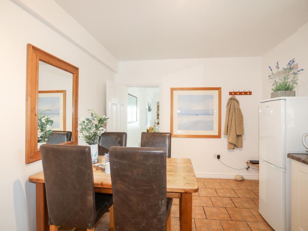 2 The Coach House Pentraeth Exterior foto
